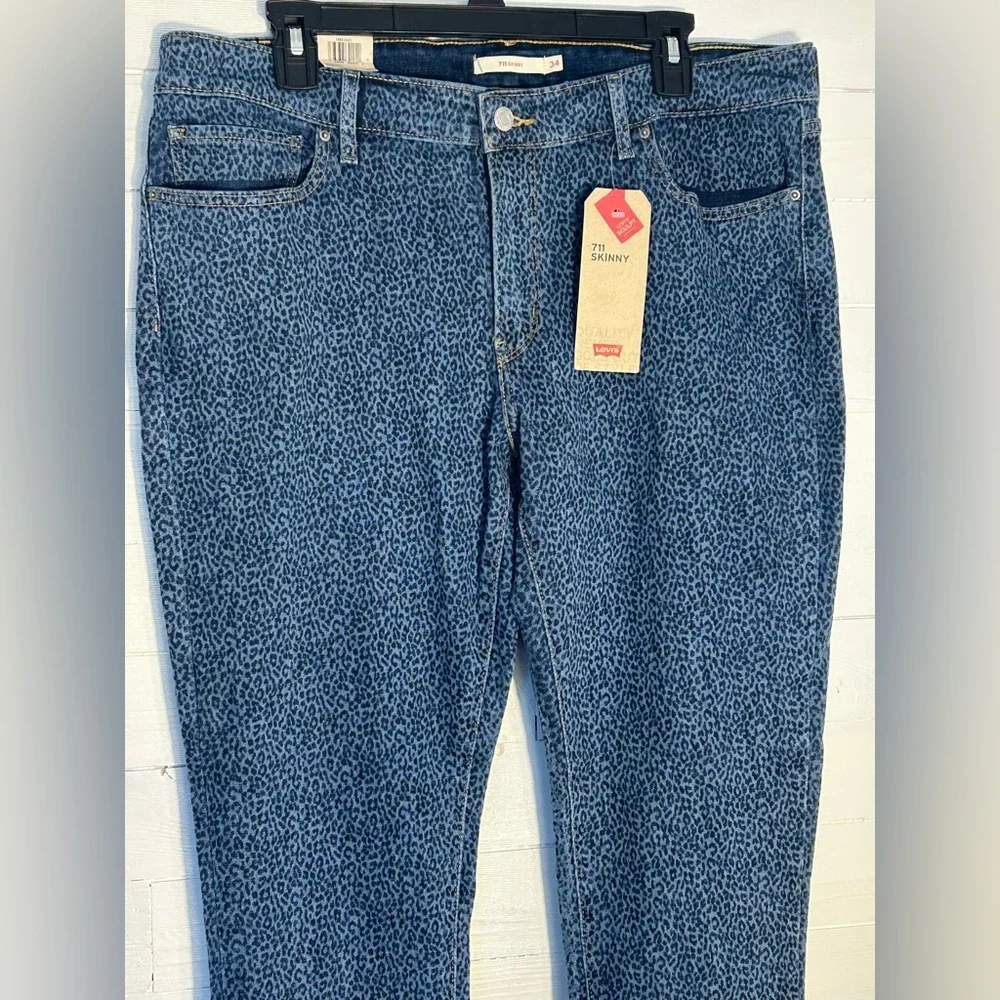 NWT Women’s Levi’s Sculpt 711 skinny, blue animal print denim, plus size 18.